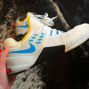 Nike Free Metcon White and Blue Athletic Trainers